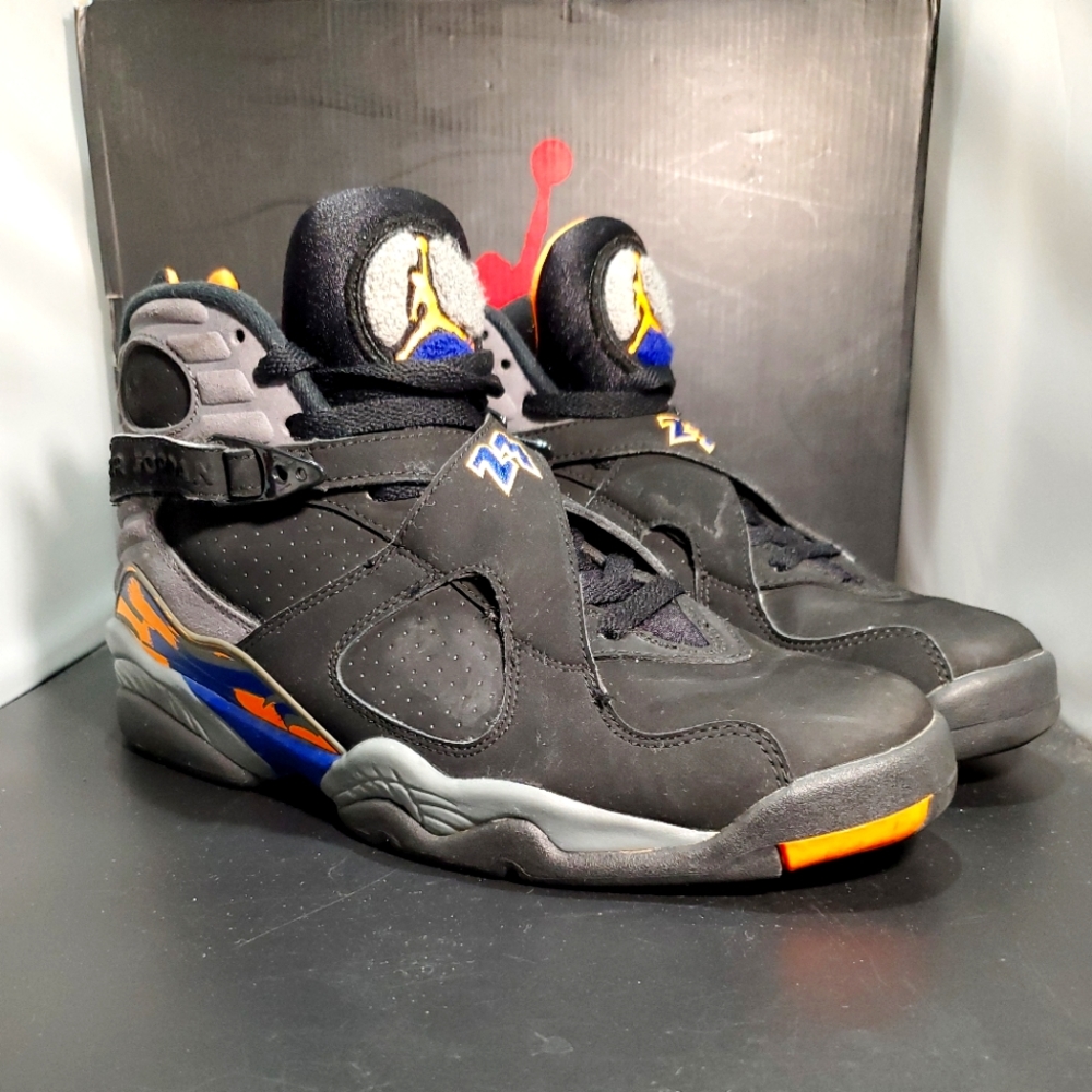 Size 9.5 - Jordan 8 Retro Phoenix Suns 2013. Size 9.5 mens, 9.5 youth, 11 women'